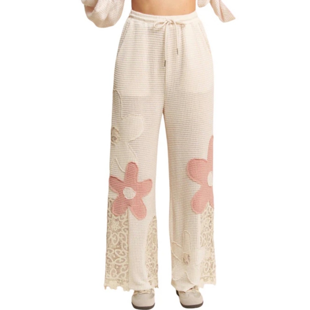 Davi & Dani Boho Lagenlook Wide Leg Pants Lace Floral Patchwork Cream Cottagecor